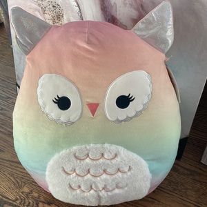 NWT Britta the Rainbow Owl 16” Squishmallow